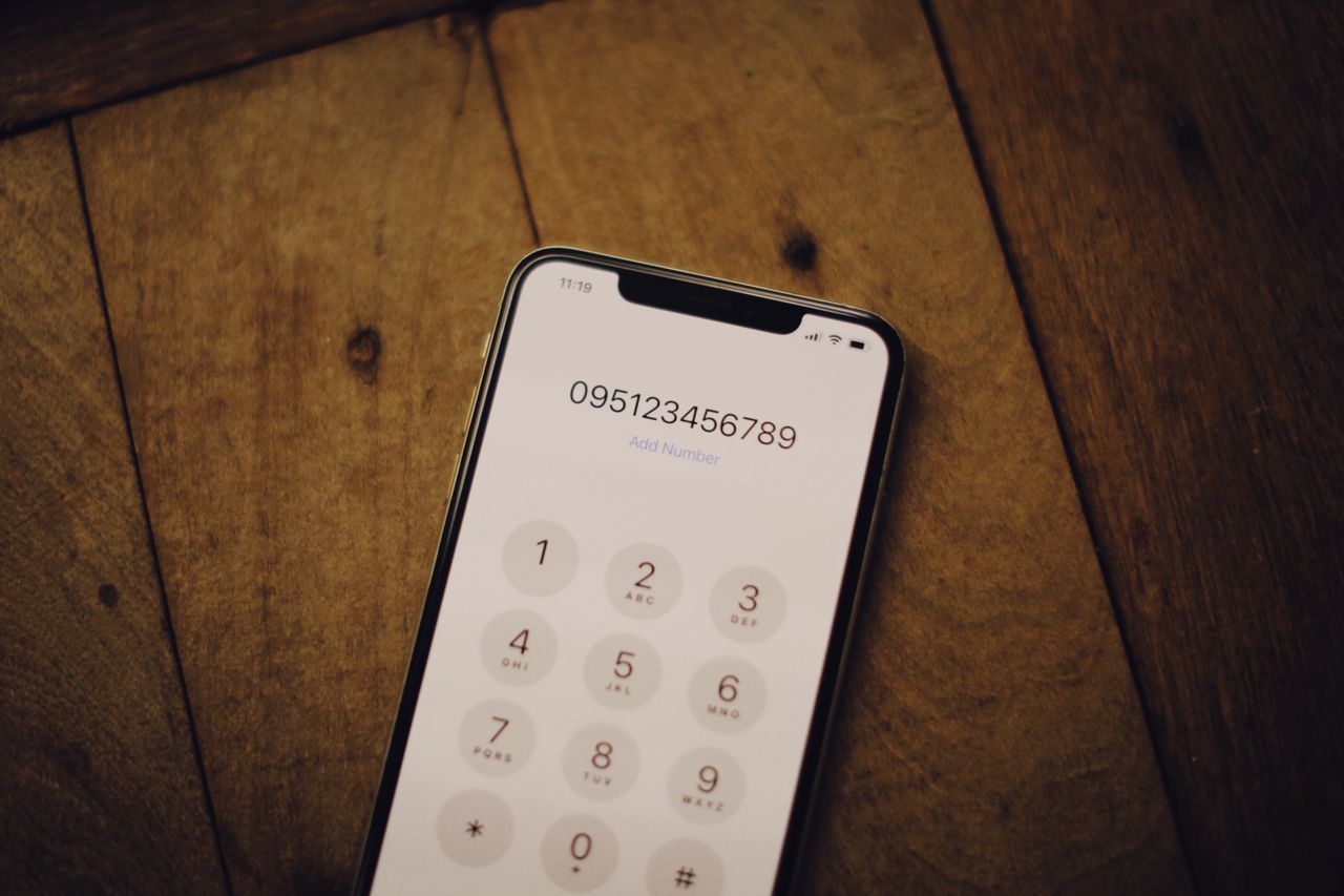Vous voulez identifier un numéro de téléphone ? Consultez aquiestcenumero.fr